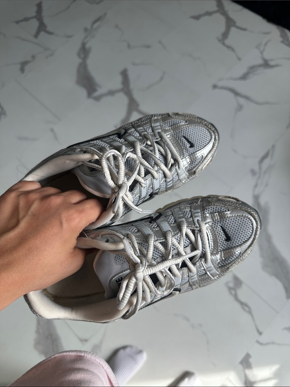 Nike youth Silver Mesh Runner Sneakers